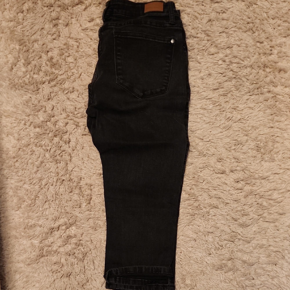 Judy Blue Charcoal Capri Jeans